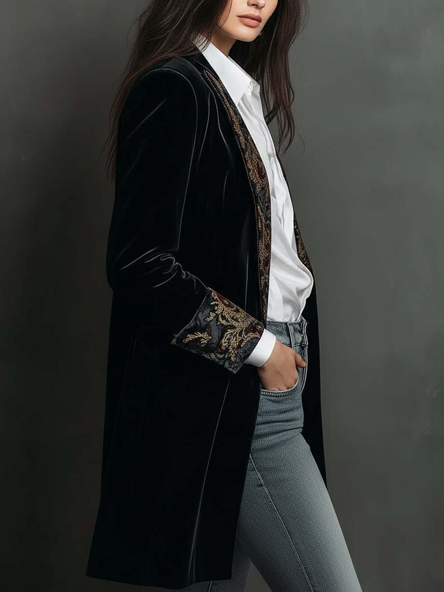 Blazer Femme Slim Fit Noir avec Revers et Imprimé Baroque