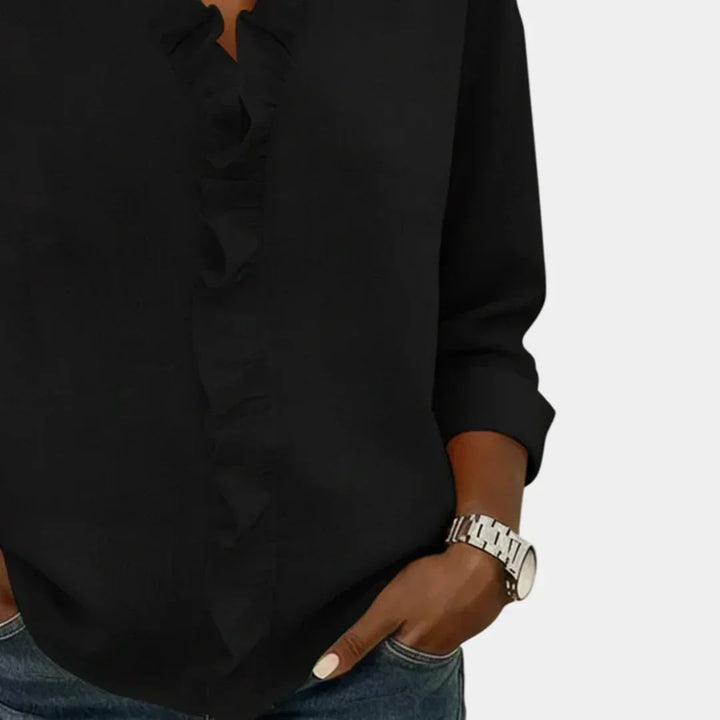 Flavie | Blouse avec décolleté en V et volants délicats