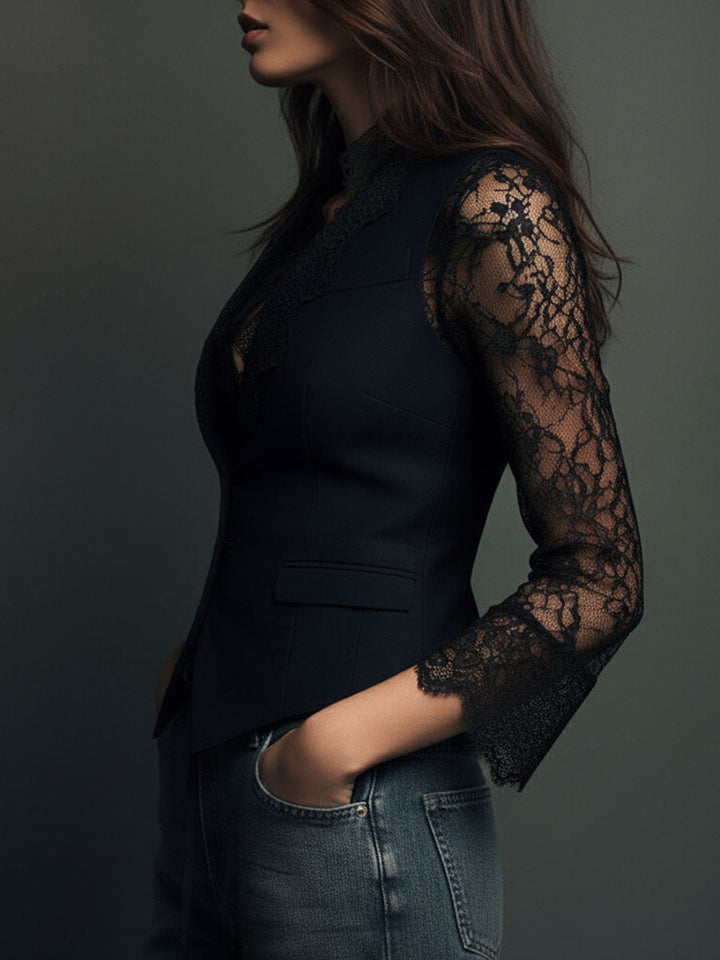 Giovanna | Veste Noire avec Manches Semi-Transparentes