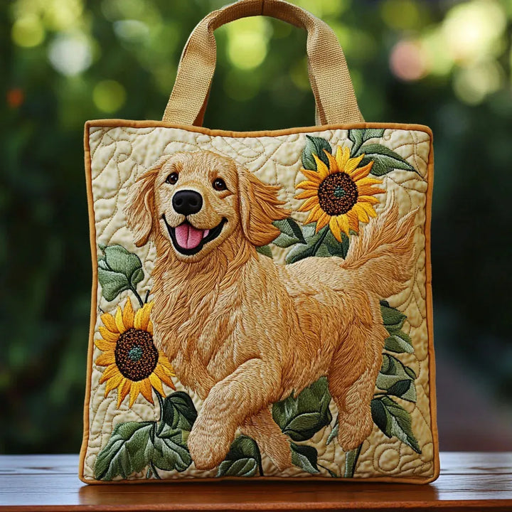 Sac à main doré rembourré et luxueux