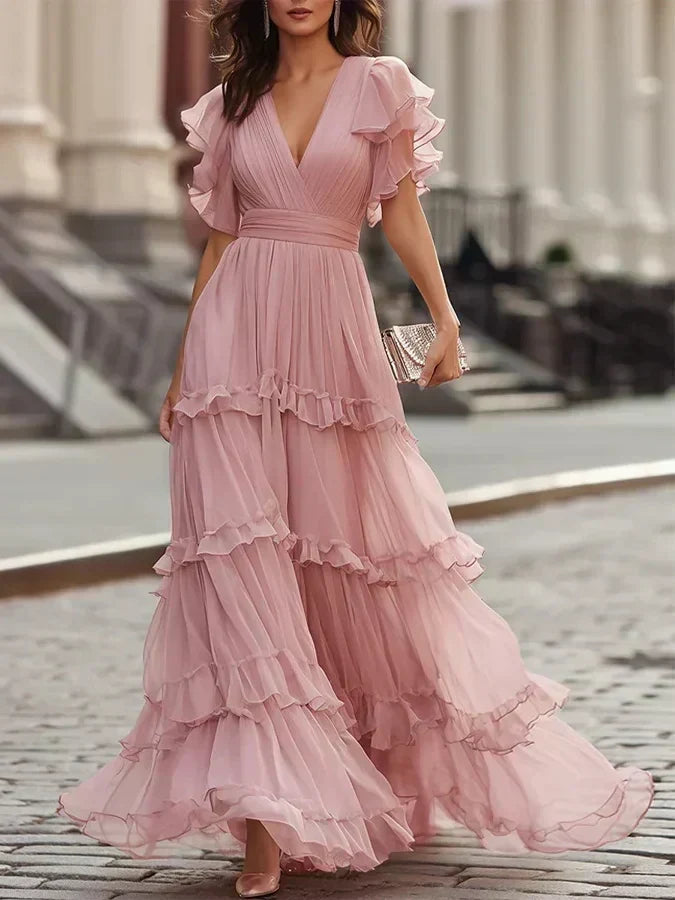 Rosalía | Robe Maxi Rose Poudré avec Décolleté en V, Volants Échelonnés et Manches Papillon