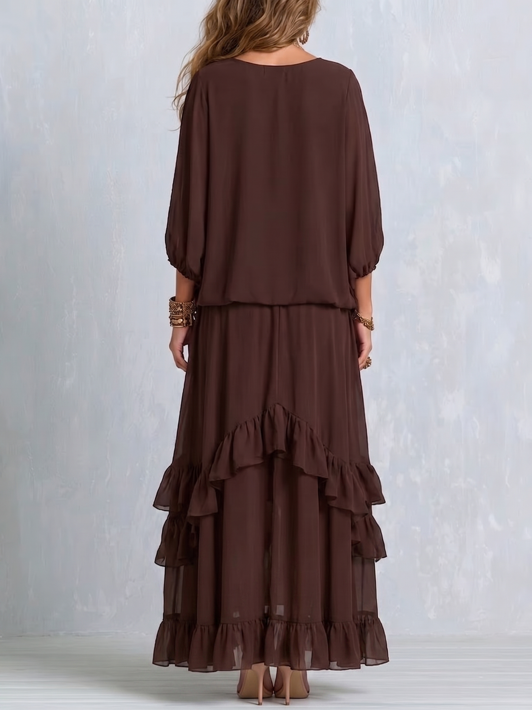 Manuela | Top en Gaze Marron avec Franges et Décolleté en V Combiné avec Jupe à Volants en Couches