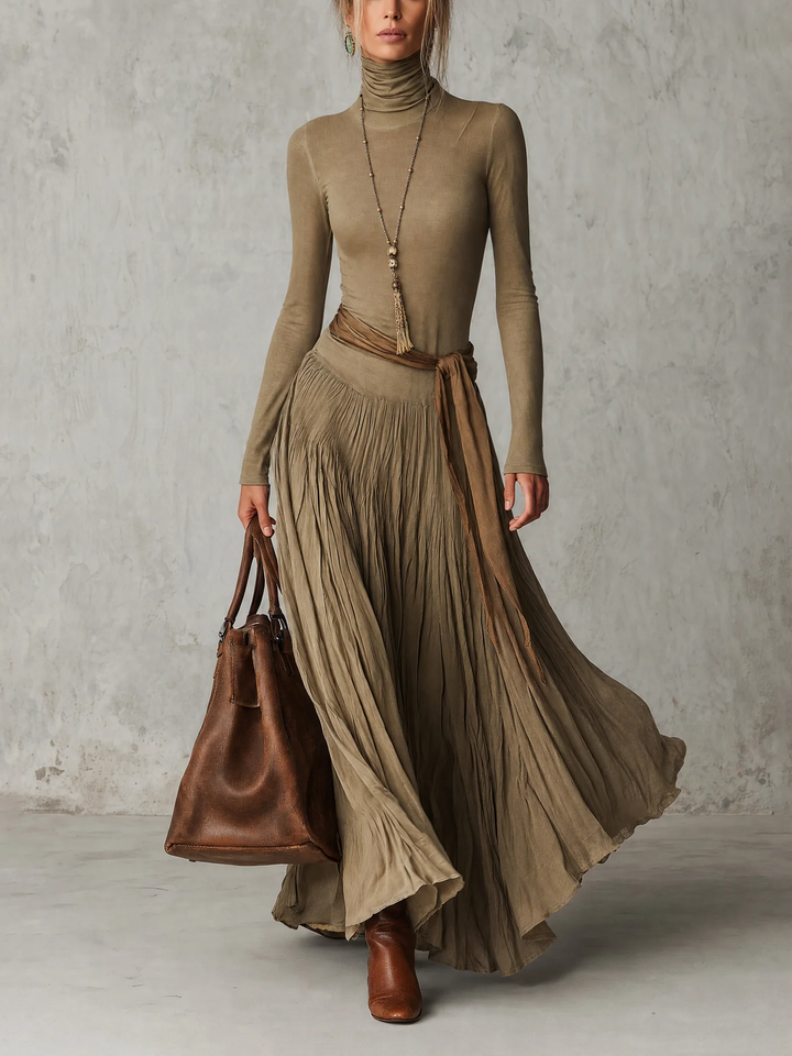 Júlia - Robe Maxi Plissée Élégante à Col Montant et Manches Longues avec Nœud à la Taille