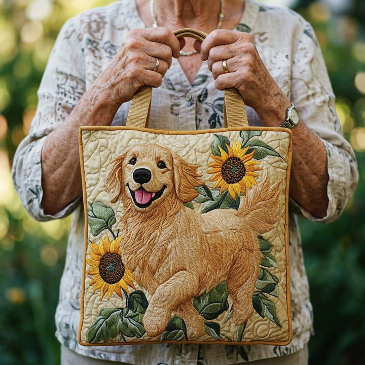 Sac à main doré rembourré et luxueux