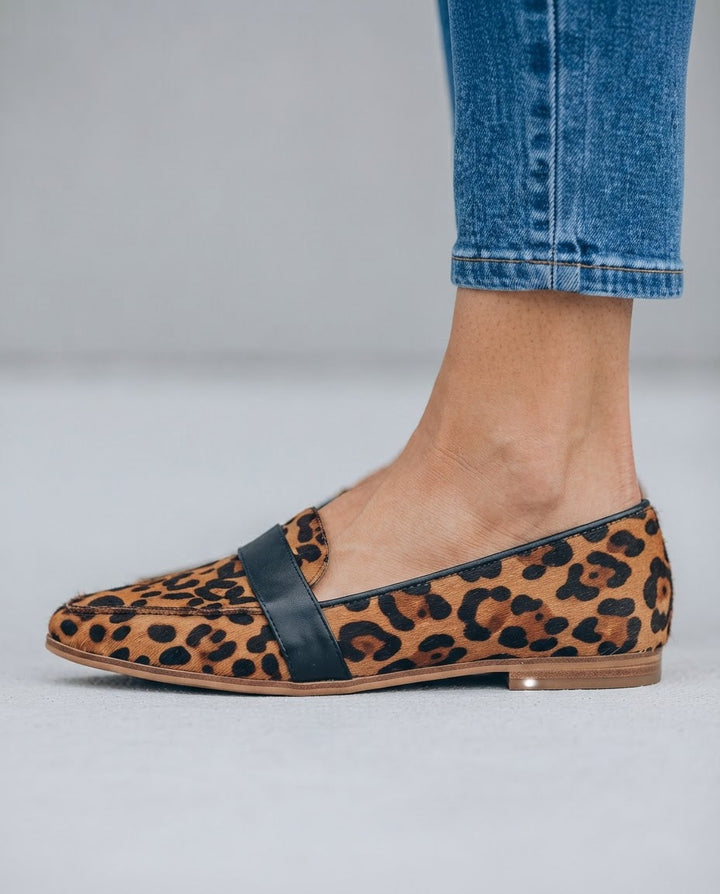 Mocassin à Bout Pointu avec Bandeau sur le Cou de Pied