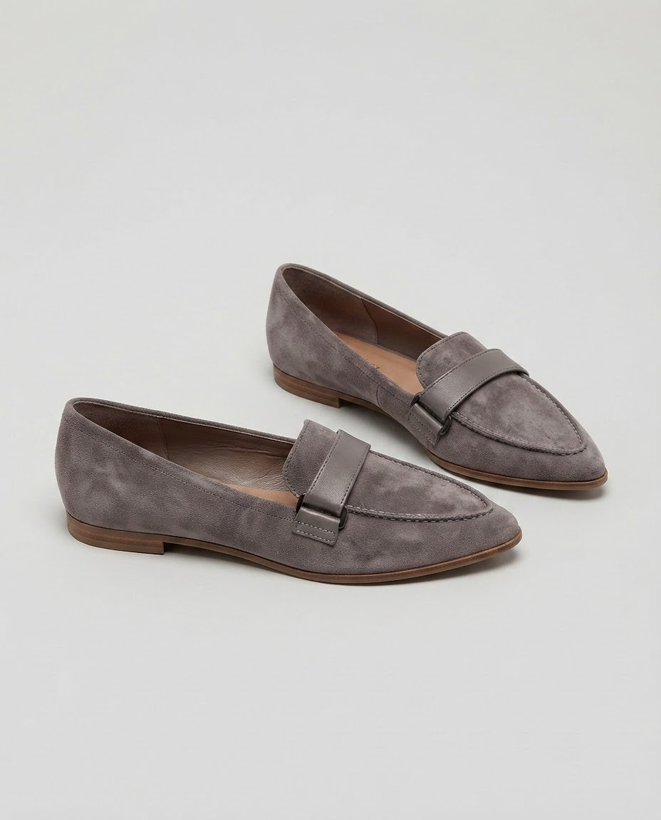 Mocassin à Bout Pointu avec Bandeau sur le Cou de Pied